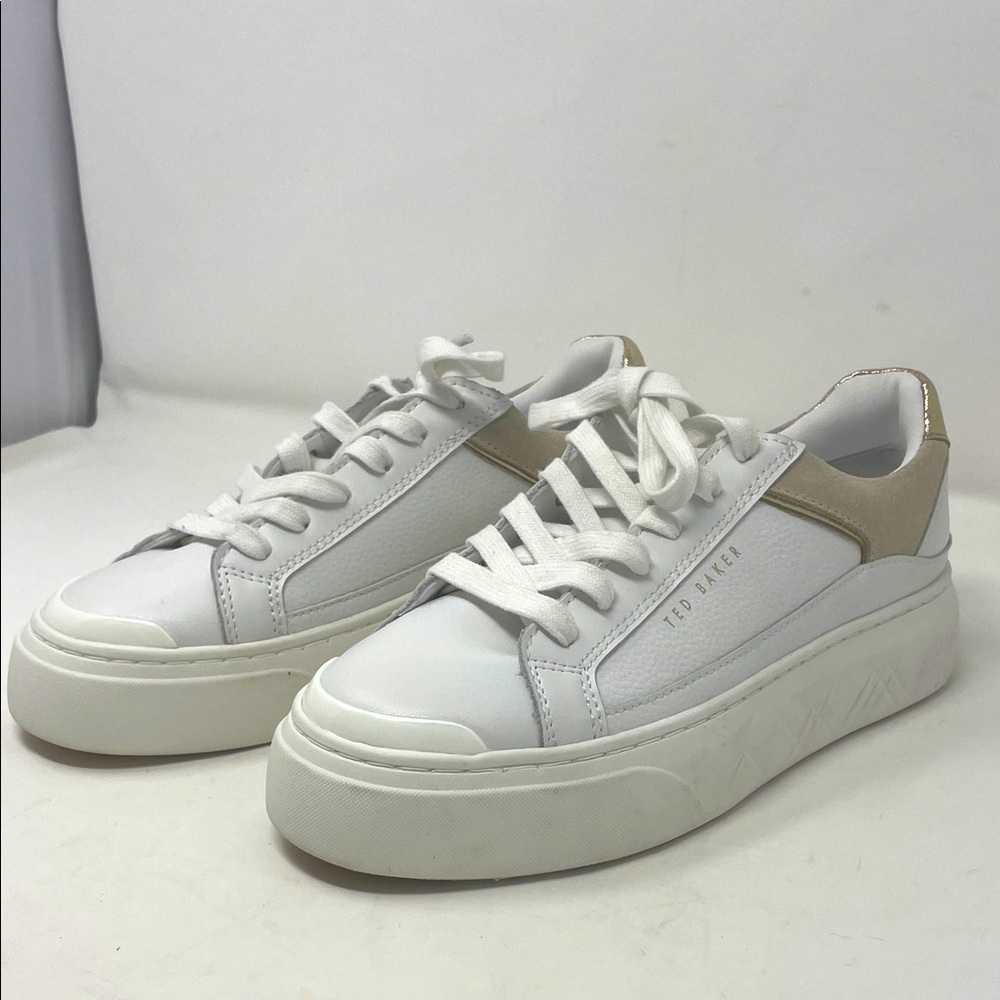 Ted Baker White Tan Addison Lace Sneaker Tennis Shoes Size 6 Like New Condition